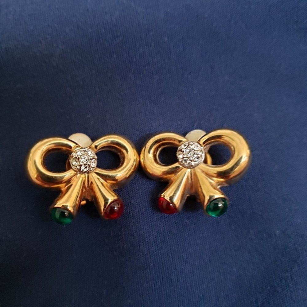 Joan Rivers Gold Bow Holiday Clip On Earrings